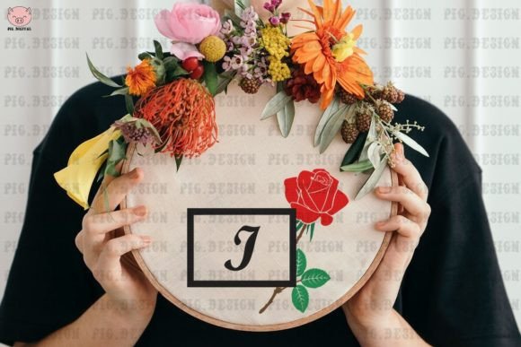 Rose Font I: A Strategic Choice for Elegant Embroidery Projects